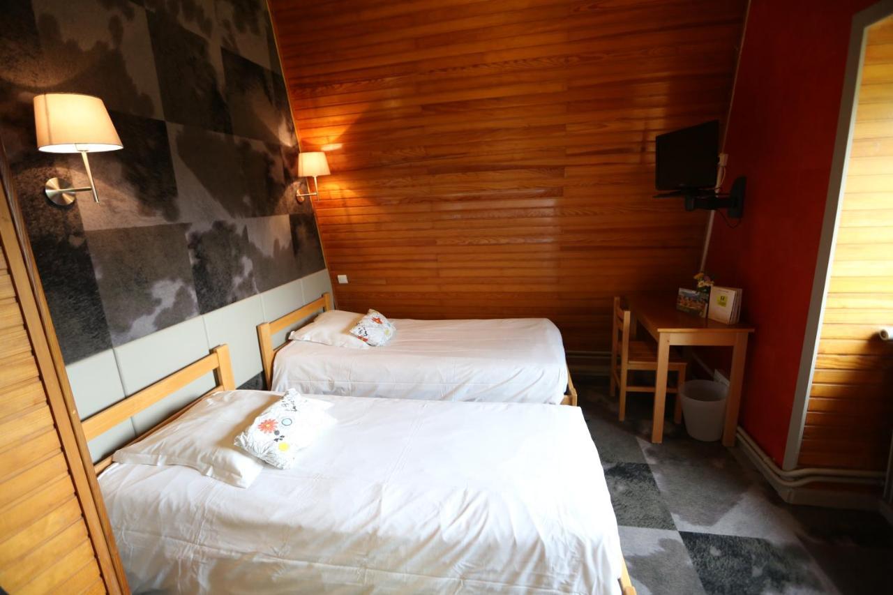 Gite-Hotel Le P'Tit Cham Le Mont-Dore Exterior photo